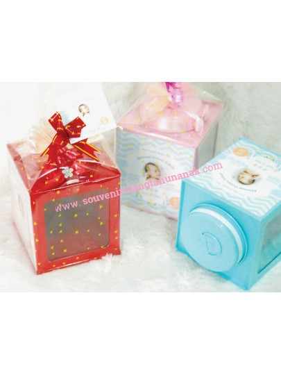 Lisa Souvenir Bayi